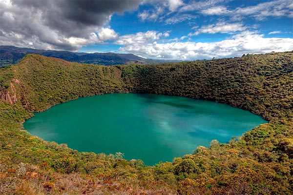 Visita a Guatavita, Leyenda de El Dorado