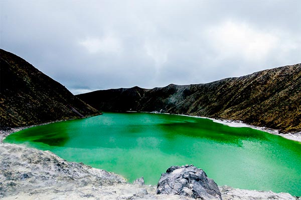 Visita a Volcán Azufral y Laguna Verde
